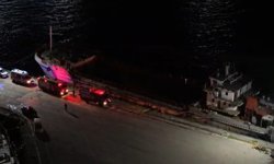 Üsküdar Haydarpaşa Limanı'nda tekne, gemiye çarptı - 1