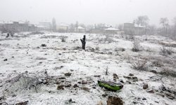 Van'da nisan karı; 11 yerleşim yeri ulaşıma kapandı (2)