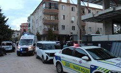 Yemek yaparken elbisesi tutuşan 91 yaşındaki kadın, yangında öldü