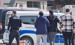 'Yolda yürüyen kadının fotoğrafını çekti' iddiası; çevredekiler tarafından darbedildi