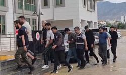 Adana'daki cinayette 5 şüpheli adliyede