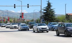 Afyonkarahisar-Antalya kara yolunda 'tatil dönüşü' yoğunluğu