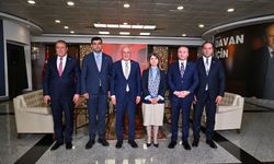 AK Parti ve CHP, 3 bayram sonra bayramlaştı (4)