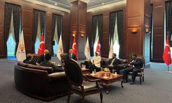 AK Parti ve CHP, 3 bayram sonra bayramlaştı
