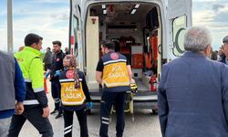 Aksaray'da servis minibüsü ile kamyonet çarpıştı: 5 yaralı