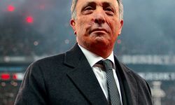 Altay'ın gözü Ahmet Nur Çebi'de