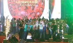 Amed Sportif Faaliyetler kupasını aldı