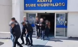 Ankara'da usulsüz çalıştırıldığı belirlenen 47 yabancı uyruklu kadına sınır dışı; 29 gözaltı