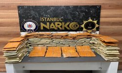 Bağcılar'da duş teknelerinin arasına gizlenmiş 92,5 kilogram uyuşturucu ele geçirildi