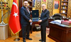 Bahçeli, Kerkük Valisi Muhammed Seman Ağa'yı kabul etti