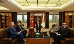 Bakan Bolat, Rusya ve İtalya büyükelçileri ile görüştü