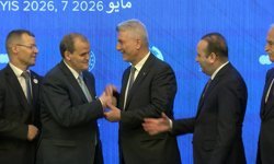Bakan Bolat: Türkiye, Cezayir'in dış ticaretinde önemli pay oluşturuyor