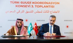 Bakan Fidan, Suudi mevkidaşı Prens Faysal ile görüştü (3)