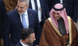 Bakan Fidan, Suudi mevkidaşı Prens Faysal ile görüştü
