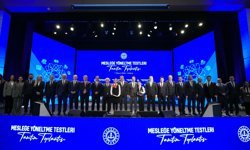 Bakan Tekin: Mesleğe yönlendirmedeki doğru adımlar bize ciddi katkı sağlayacak