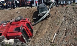 Batman'da kamyon ile otomobil çarpıştı: 1 ölü, 2 yaralı