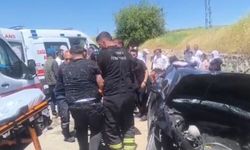 Batman'da otomobil, istinat duvarına çarptı; 6 yaralı