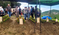 Bayram tatili yolunda kazada ölen çift ile 3 çocuğundan geriye mutluluk fotoğrafları kaldı (2)