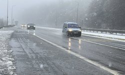 Bolu Dağı'nda kar yağışı
