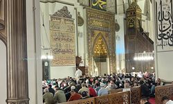 Bursa'da, bayram namazı 626 yıllık Ulu Cami'de kılındı