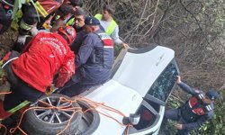 Çanakkale'de otomobil, uçurumdan dereye yuvarlandı: 1 yaralı