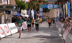 Çeşme Yarı Maratonu 5K gün batımı koşusuyla başladı