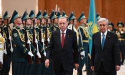 Cumhurbaşkanı Erdoğan, Kazakistan Cumhurbaşkanı Tokayev ile bir araya geldi