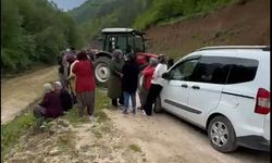 Dereye savrulan otomobilin sürücüsü yaralandı