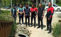 Dip temizliğinde göletten araba lastiği, semaver ve mangal çıktı