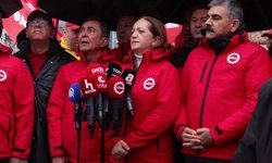 DİSK'ten Taksim Meydanı'nda basın açıklaması