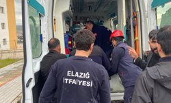 Elazığ'da kanalizasyon çalışmasında göçük altında kalan işçi kurtarıldı