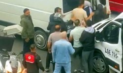 Esenyurt'ta yol verme tartışmasında minibüsten inip kuryeyi dövdüler