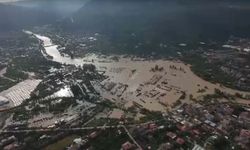 Hatay'da sağanak; köprü çöktü, araçlar sürüklendi (4)