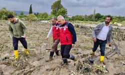 Hatay'da selde kaybolan 2 kişi aranıyor (2)