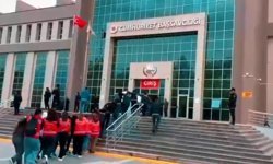 İnternette tuzağa düşürdükleri kişilere şantaj yapan şüphelilere operasyonda 11 tutuklama