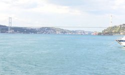 İstanbul Boğazı 'yat yarışı' nedeniyle transit gemi geçişlerine kapatıldı