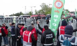 Kadıköy'de 1 Mayıs kutlaması başladı