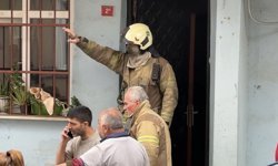 Kağıthane'de evde elektrikli ocaktan yangın çıktı; mahsur kalan yavru kedi kurtarıldı
