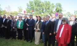 Kakava ateşi, binlerce kişinin katılımıyla yakıldı