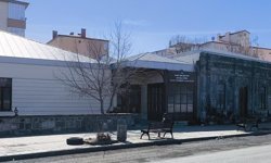 Kars'ta 'Aynalı Köşk' davasının duruşmasında gerginlik