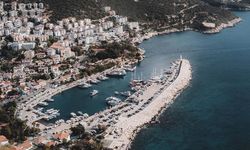 Kaş'ta kaçak yapıların 10'uncu yıkım ihalesine de teklif veren olmadı