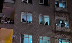 Kayseri'de 4 katlı binanın bodrumunda yangın