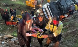 Malatya'daki otobüs kazasında ölen 3 kişinin kimlik tespiti yapıldı