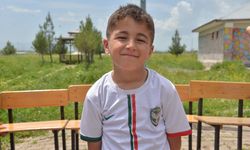 Meslek lisesi öğrencileri kırsalda çocukları bayrama hazırlıyor / Ek fotoğraflar