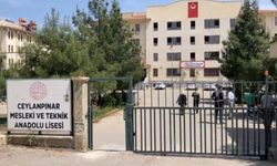 Okul bahçesinde fenalaşan lise öğrencisi öldü