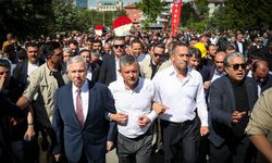 Özgür Özel: Derhal kurultay yapın, partiyi seçilmiş bir genel başkana kavuşturun / Ek fotoğraflar