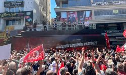 Özgür Özel: Derhal kurultay yapın, partiyi seçilmiş bir genel başkana kavuşturun