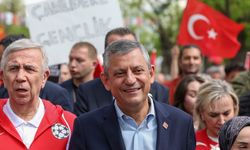 Özgür Özel: Türkiye'de siyaset çok yaşlı, ben dahi çok yaşlıyım / Fotoğraflar