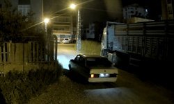Park halindeki 3 TIR'ın akülerini çaldılar