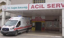 Parmağı musluk aynasına sıkışan çocuğu itfaiye kurtardı